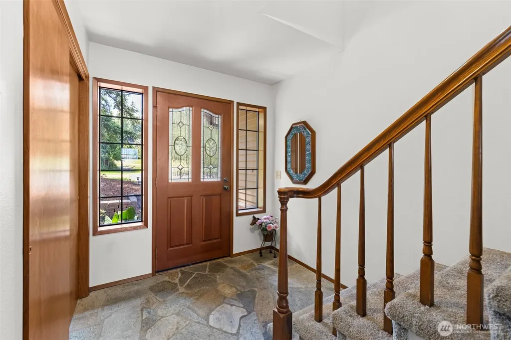 1809 E Woodhaven Lane Port Angeles WA 98362
