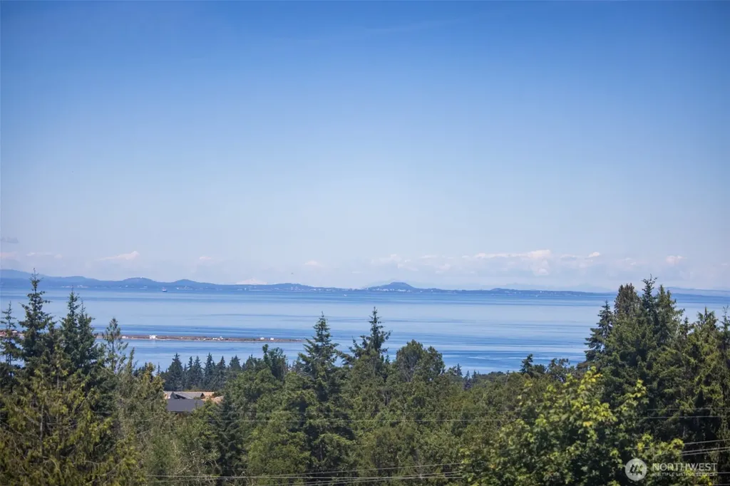 1809 E Woodhaven Lane Port Angeles WA 98362