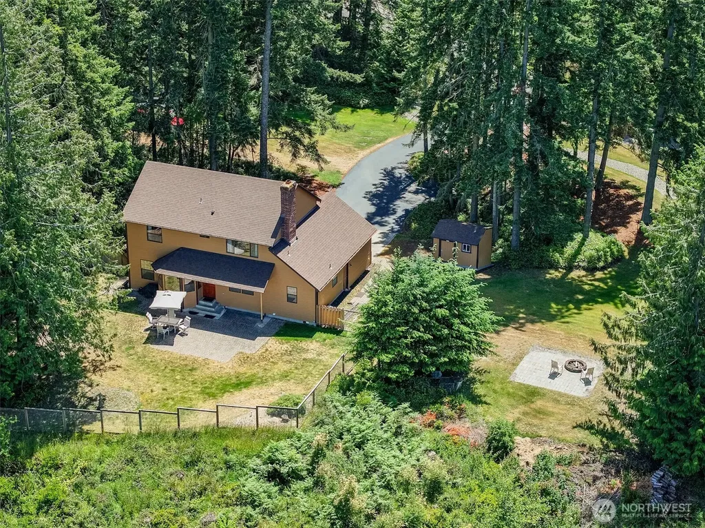 1809 E Woodhaven Lane Port Angeles WA 98362