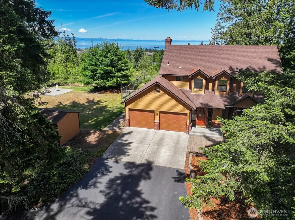 1809 E Woodhaven Lane Port Angeles WA 98362