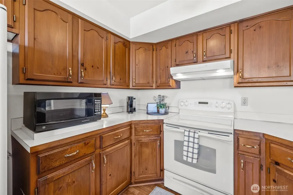 1809 E Woodhaven Lane Port Angeles WA 98362