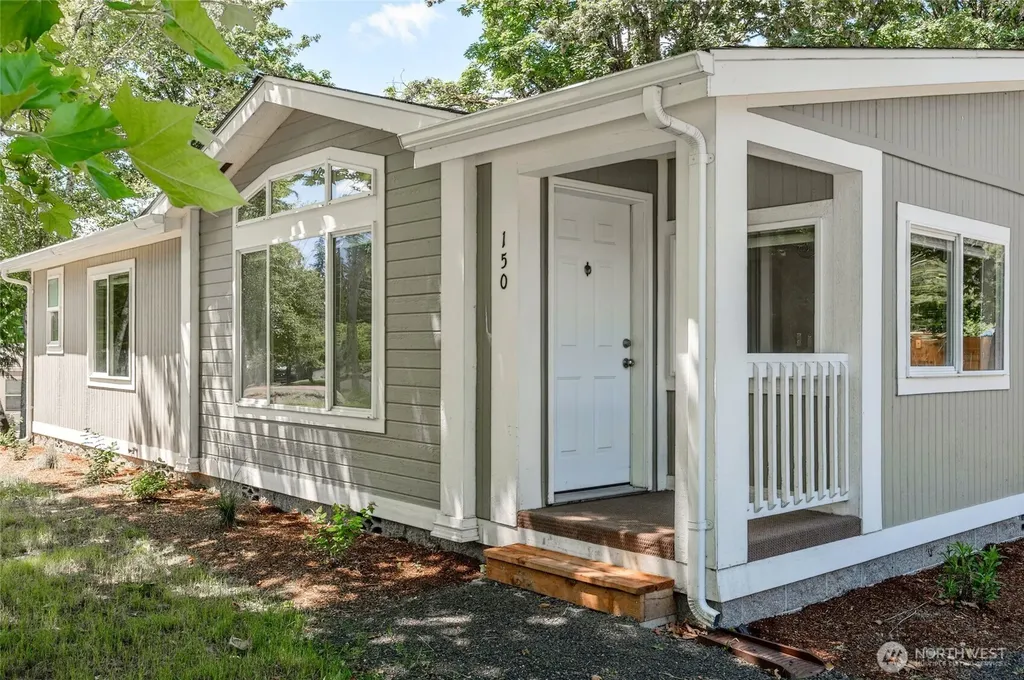 150 E Kingston Way Shelton WA 98584