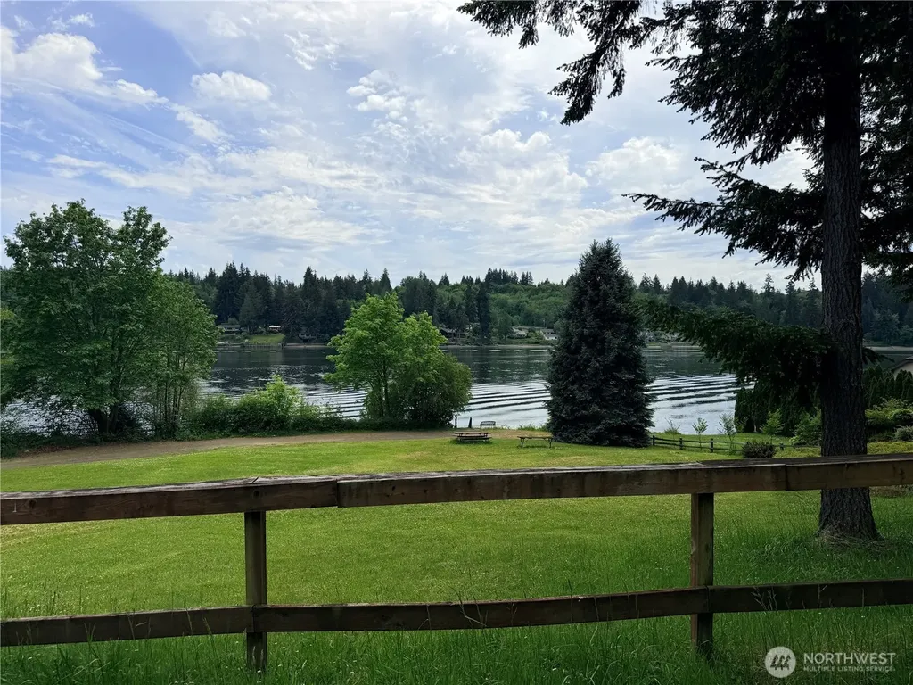 150 E Kingston Way Shelton WA 98584