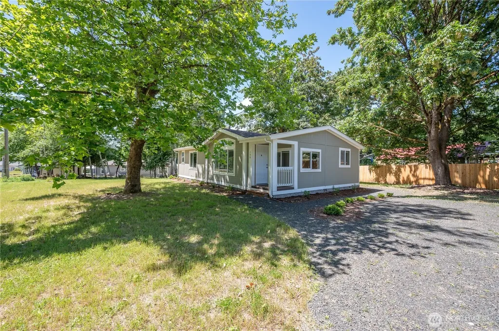 150 E Kingston Way Shelton WA 98584