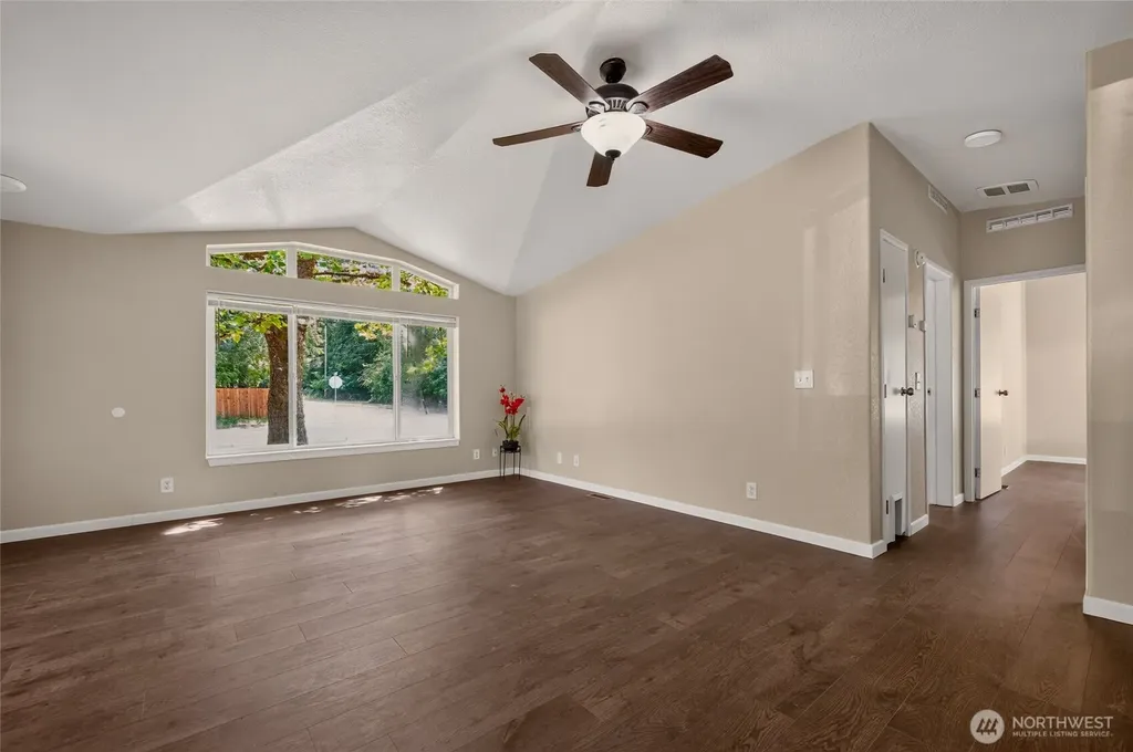 150 E Kingston Way Shelton WA 98584