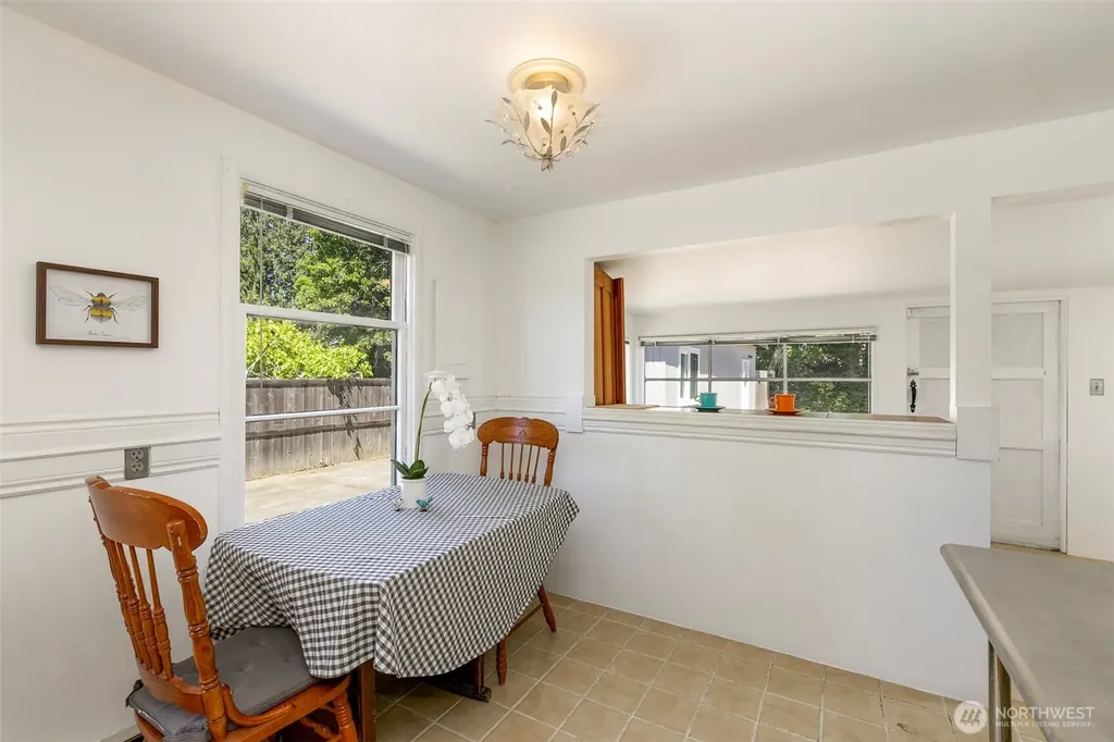 618 138th Street SW Burien WA 98166