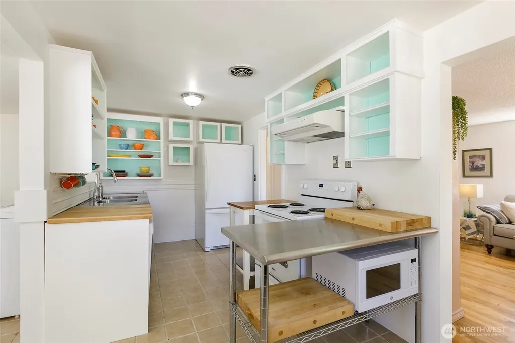 618 138th Street SW Burien WA 98166