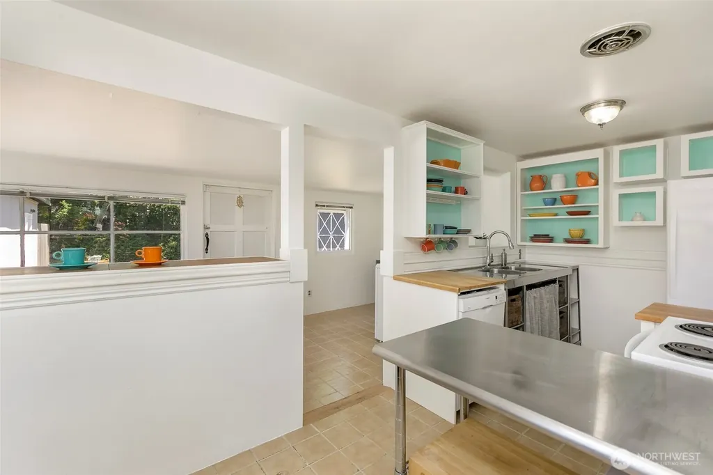618 138th Street SW Burien WA 98166