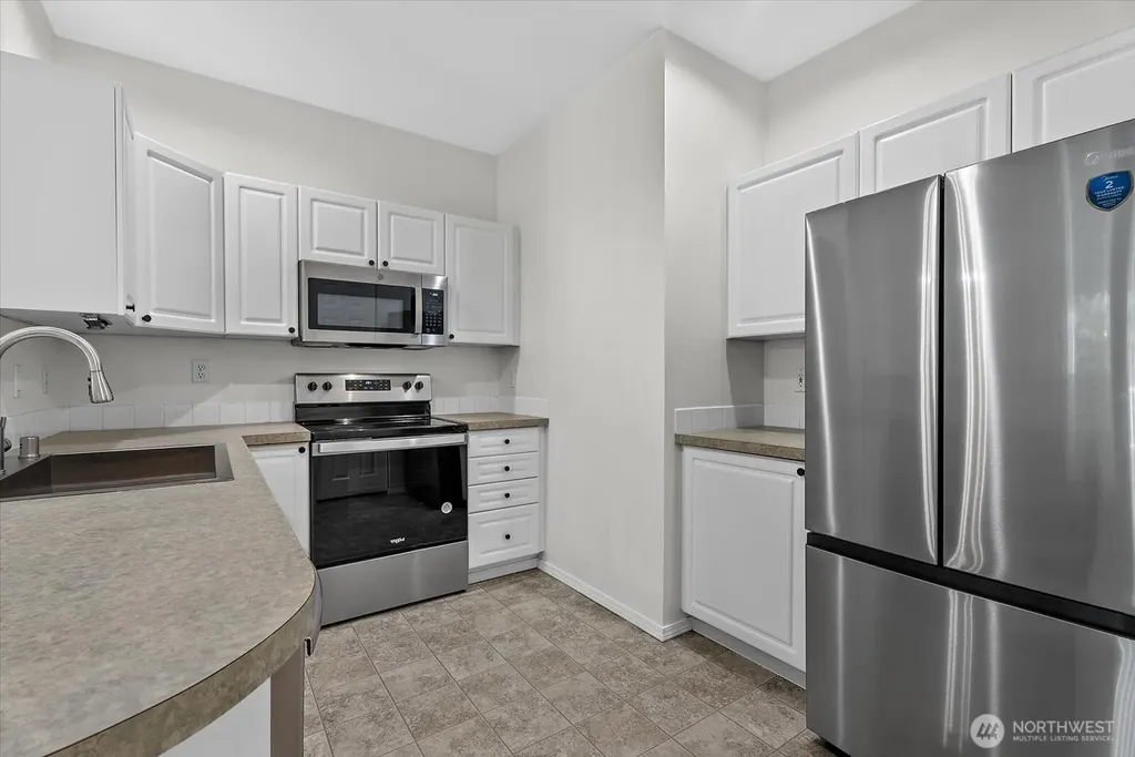 12712 Admiralty Way Everett WA 98204