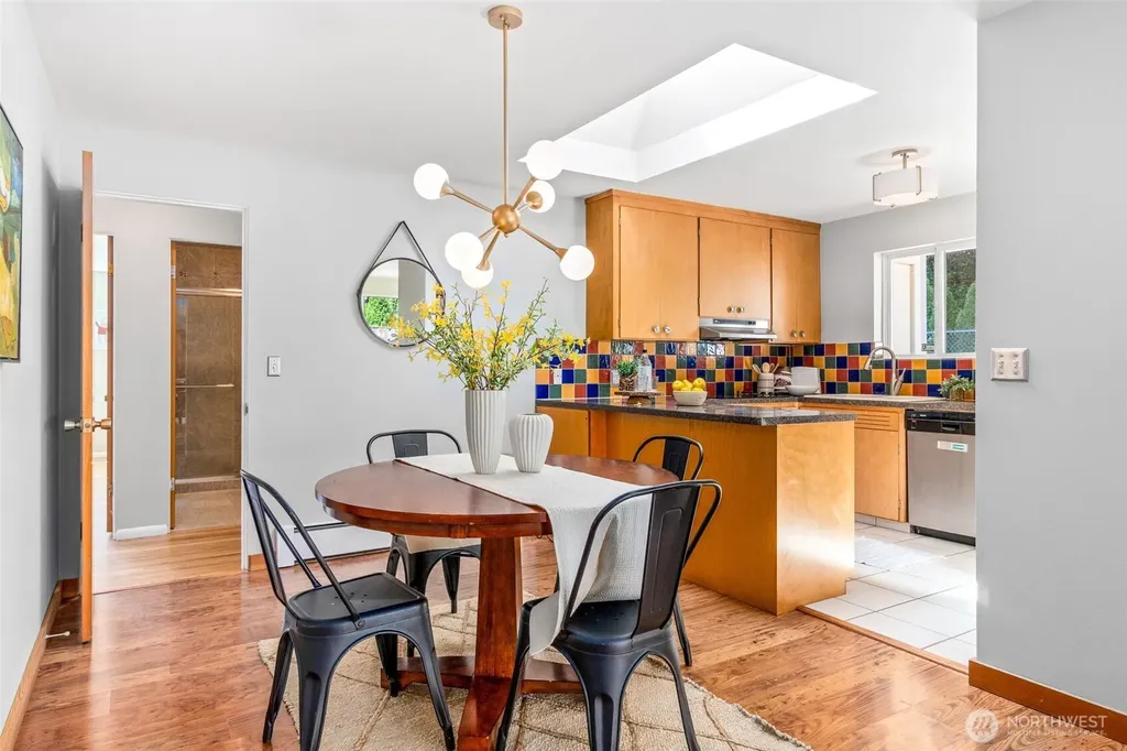 5320 S Kenyon Street Seattle WA 98118