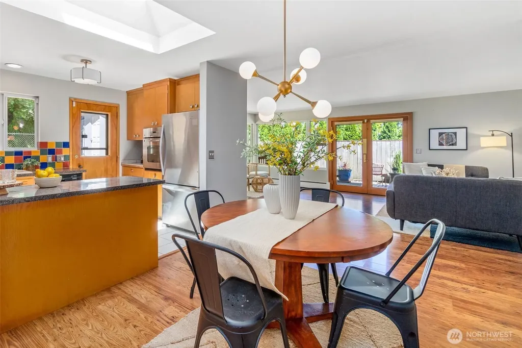 5320 S Kenyon Street Seattle WA 98118