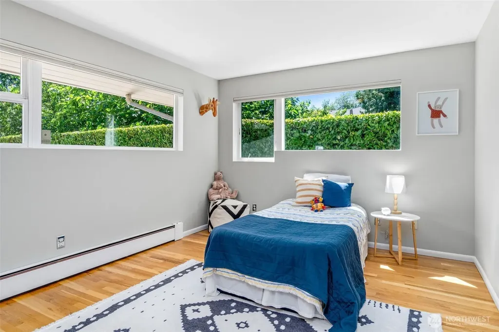 5320 S Kenyon Street Seattle WA 98118