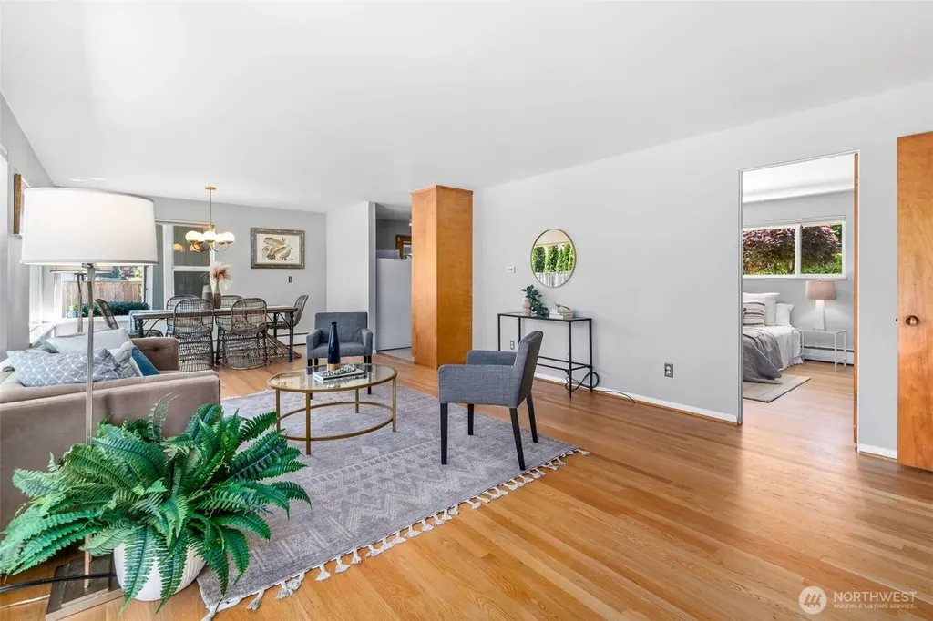 5320 S Kenyon Street Seattle WA 98118