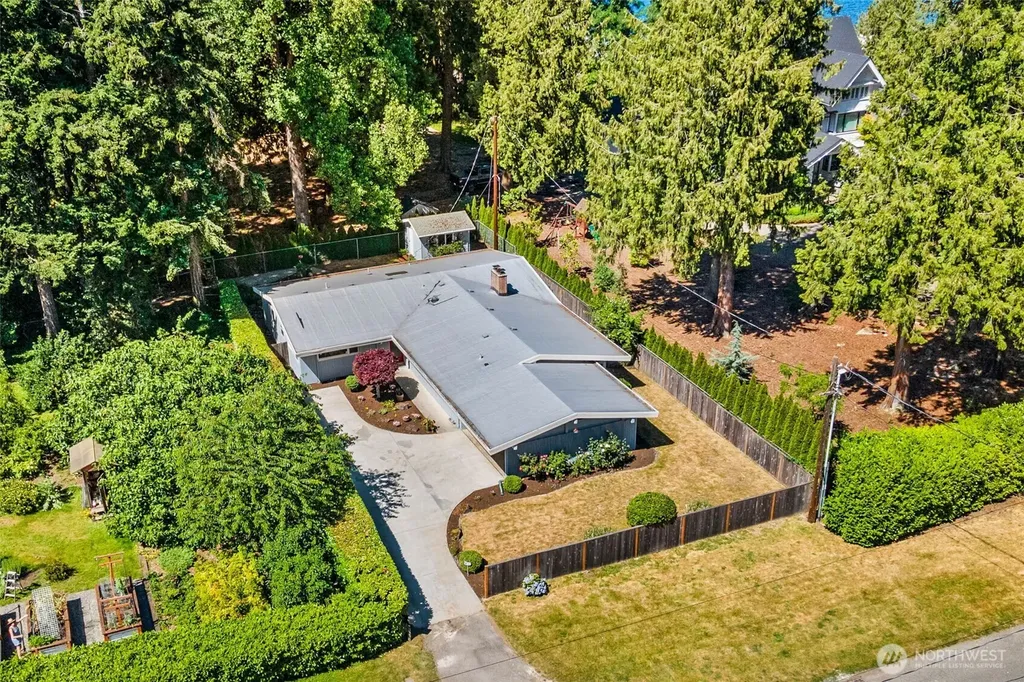 5320 S Kenyon Street Seattle WA 98118