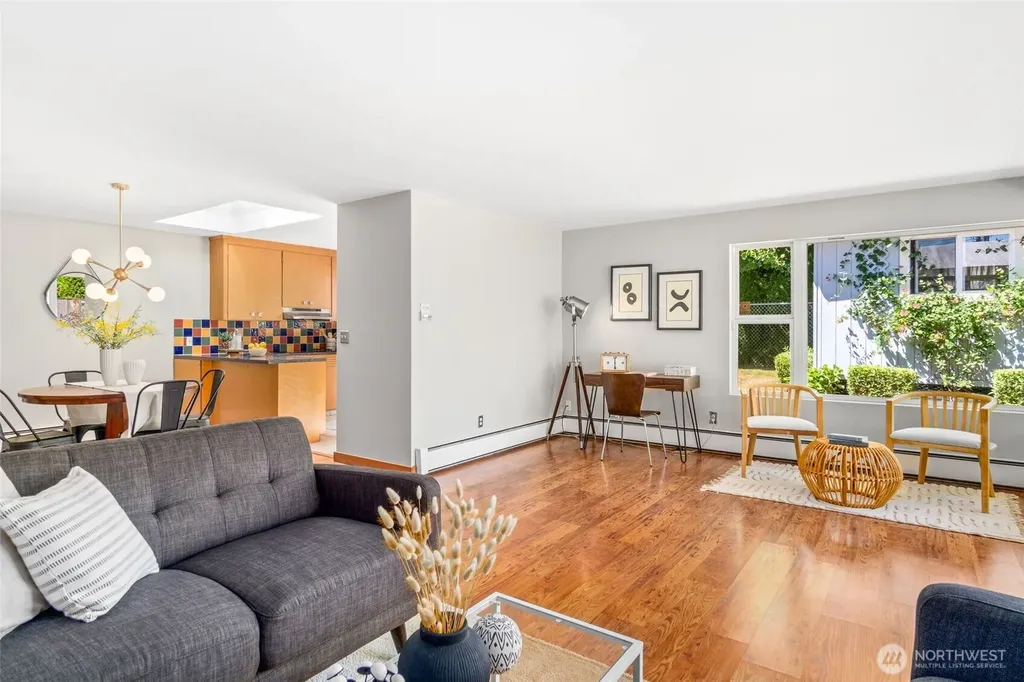 5320 S Kenyon Street Seattle WA 98118