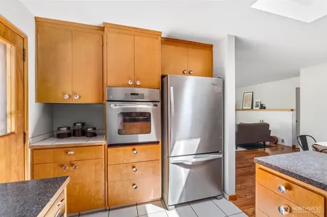 5320 S Kenyon Street Seattle WA 98118