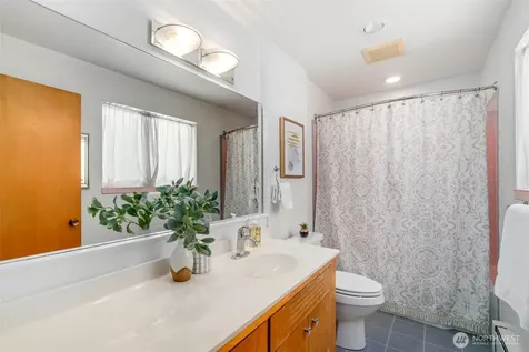 5320 S Kenyon Street Seattle WA 98118