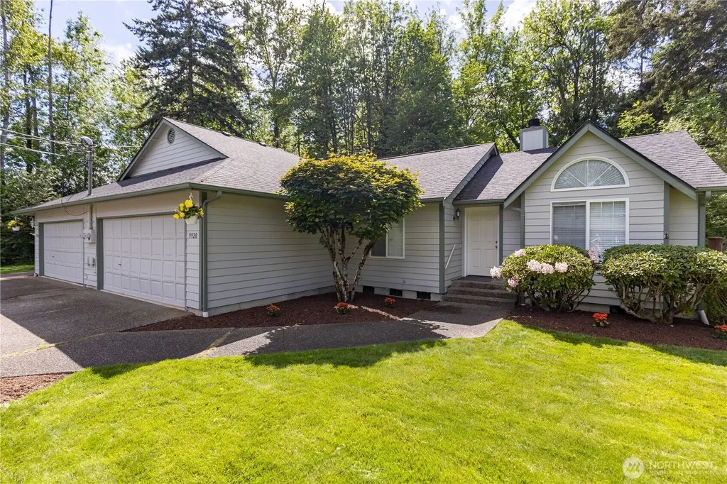 9922 F Street E Tacoma WA 98445