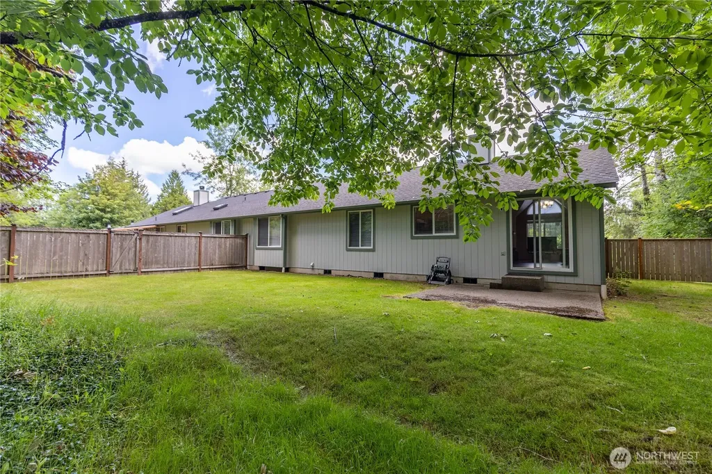 9922 F Street E Tacoma WA 98445