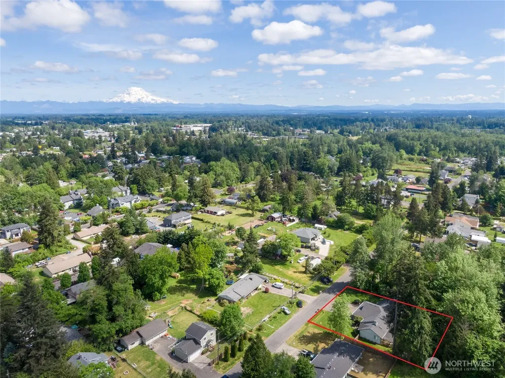 9922 F Street E Tacoma WA 98445