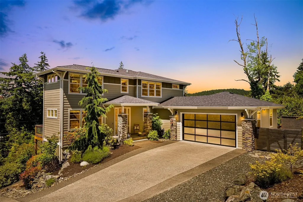 1221 34th Street Bellingham WA 98229