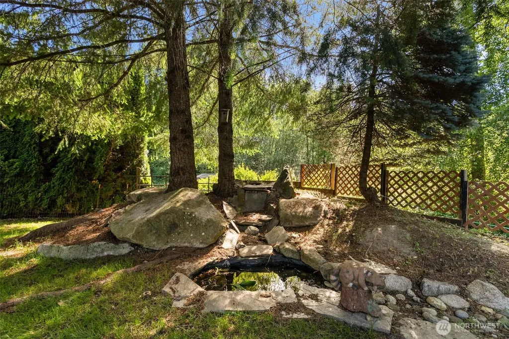 395 NW Blomster Way Poulsbo WA 98370