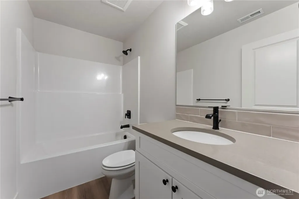 4215 W Sandy Court Moses Lake WA 98837