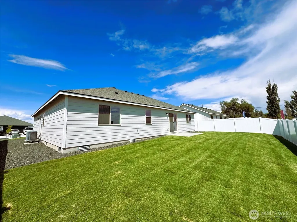 4215 W Sandy Court Moses Lake WA 98837