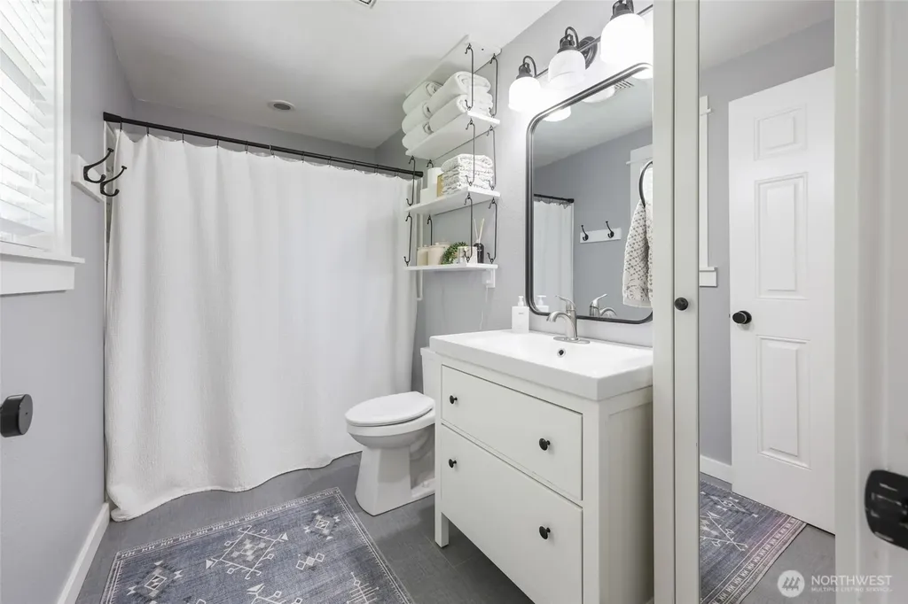 2725 Raintree Court SE Olympia WA 98501