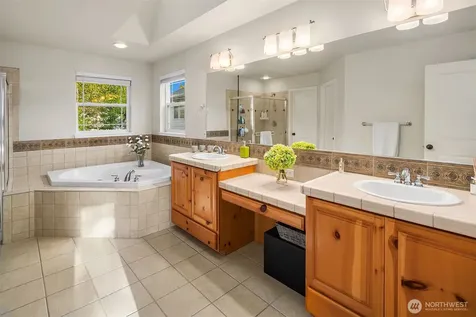 915 Snoqualm Place North Bend WA 98045