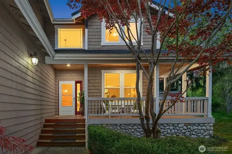 915 Snoqualm Place North Bend WA 98045