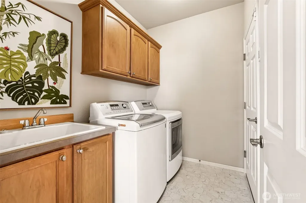 23323 SE 284th Street Maple Valley WA 98038