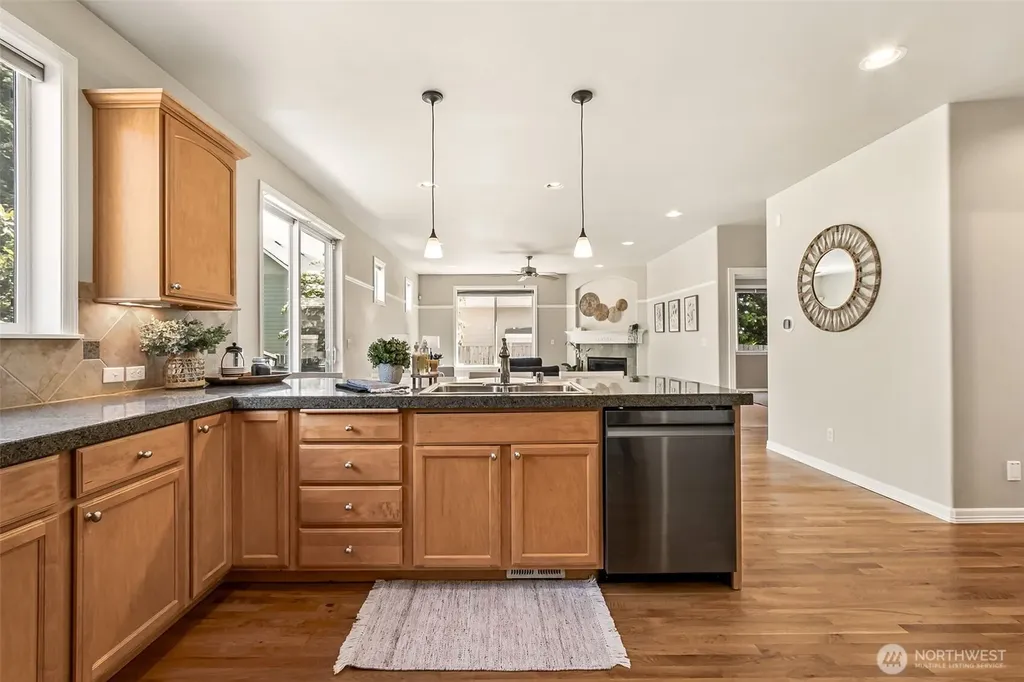 23323 SE 284th Street Maple Valley WA 98038