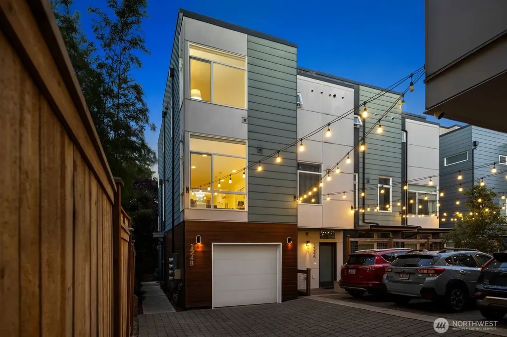 124 20th Avenue Seattle WA 98122