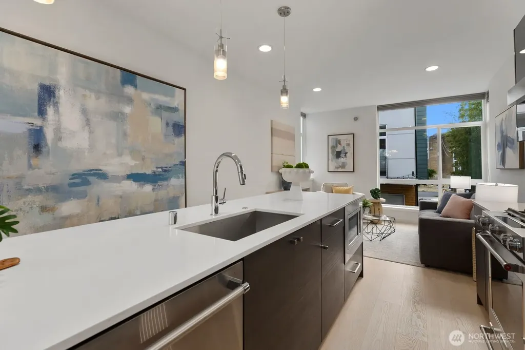 124 20th Avenue Seattle WA 98122