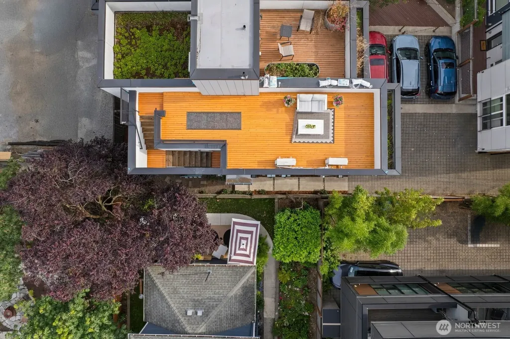 124 20th Avenue Seattle WA 98122