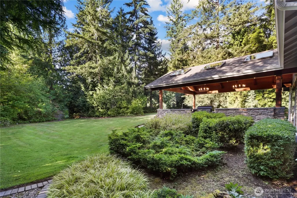 25122 NE 18th Street Sammamish WA 98074