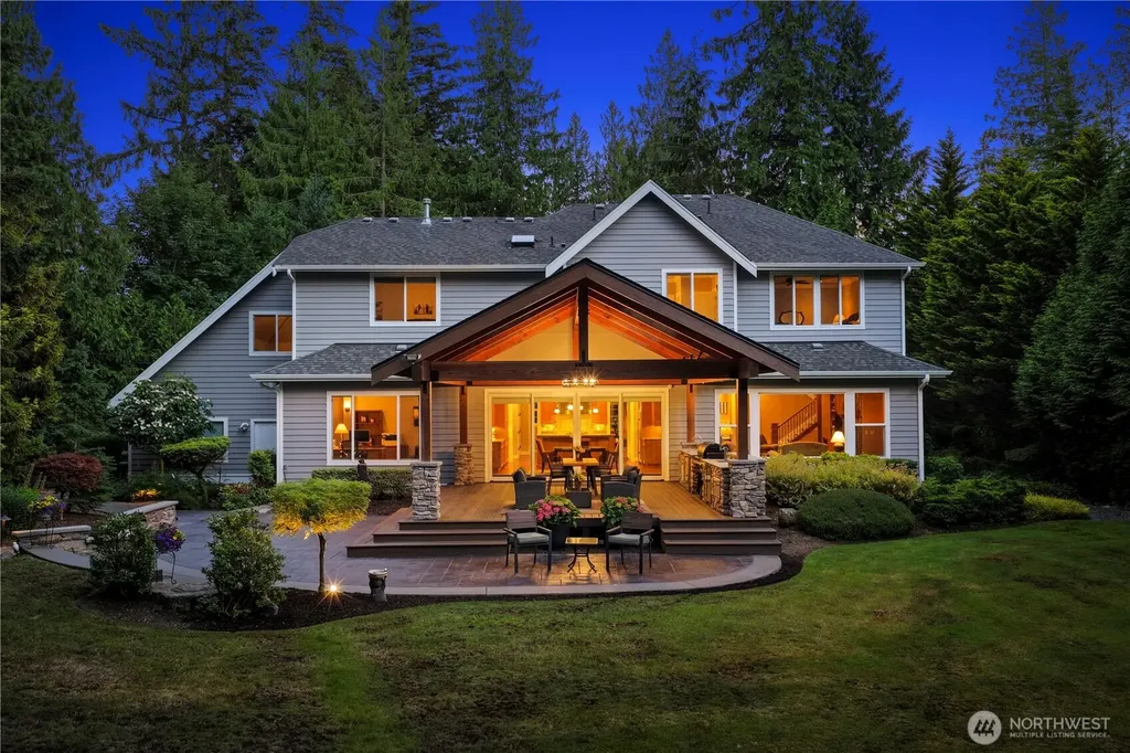 25122 NE 18th Street Sammamish WA 98074