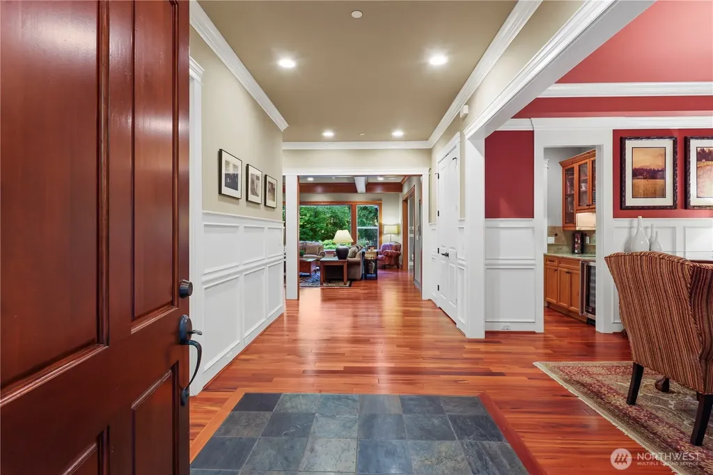 25122 NE 18th Street Sammamish WA 98074