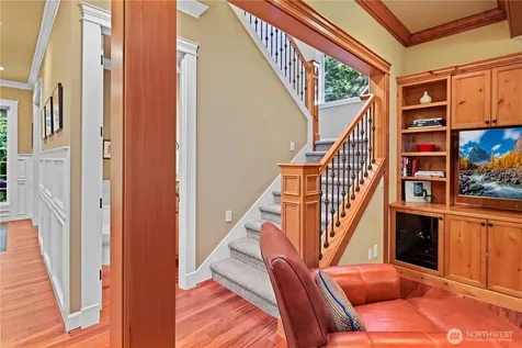 25122 NE 18th Street Sammamish WA 98074