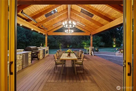 25122 NE 18th Street Sammamish WA 98074
