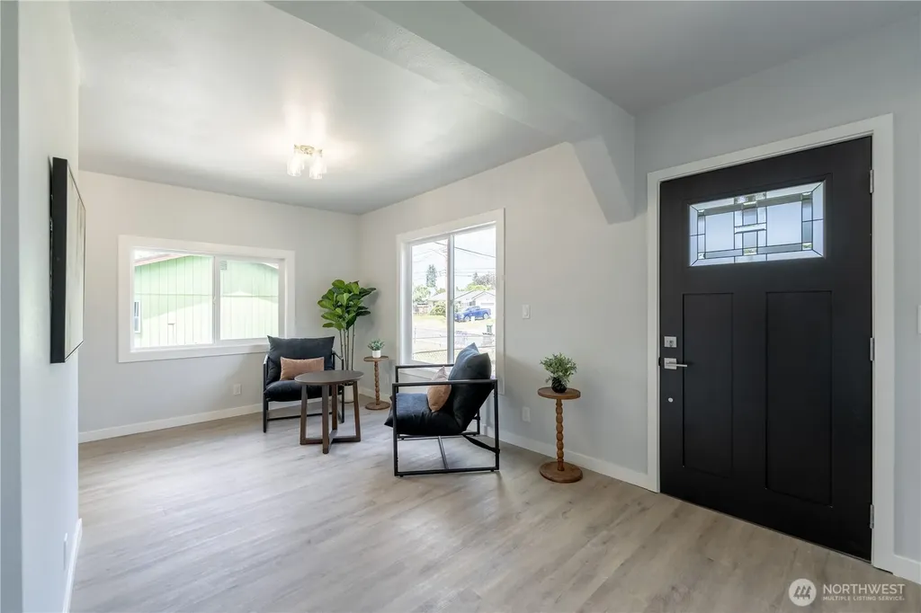 1402 S 80th Street Tacoma WA 98408