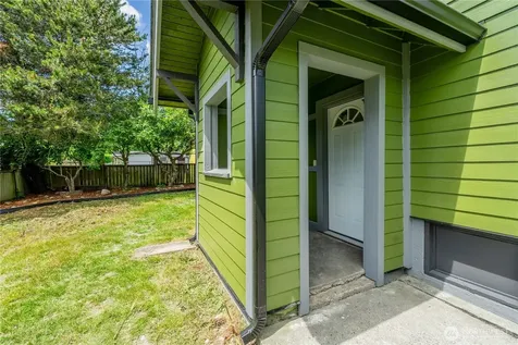 1402 S 80th Street Tacoma WA 98408