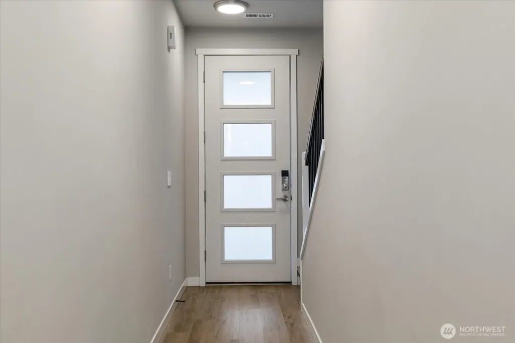 280 SW Ballast Way Oak Harbor WA 98277