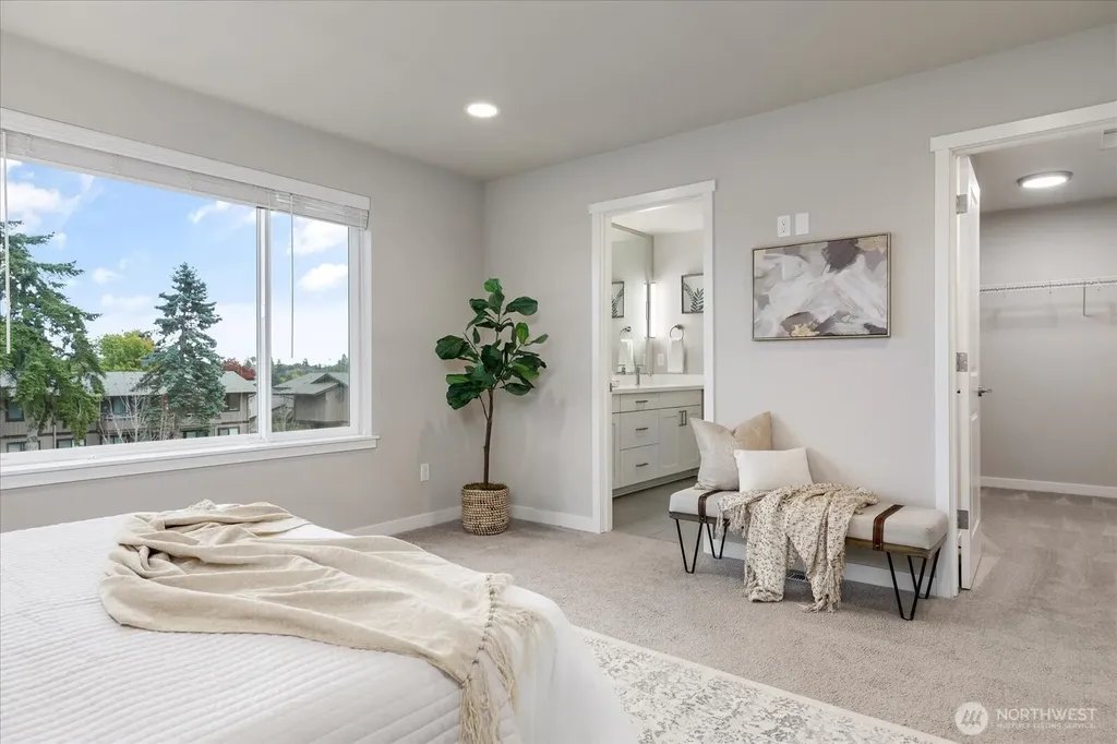 280 SW Ballast Way Oak Harbor WA 98277