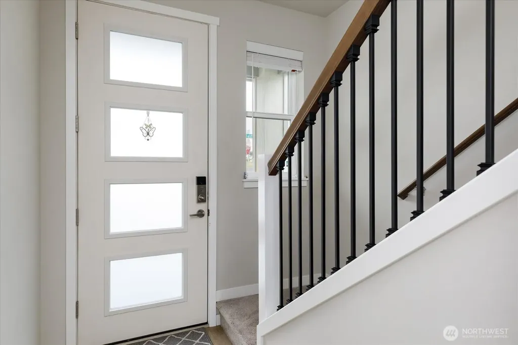 280 SW Ballast Way Oak Harbor WA 98277