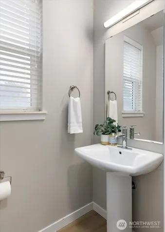 280 SW Ballast Way Oak Harbor WA 98277