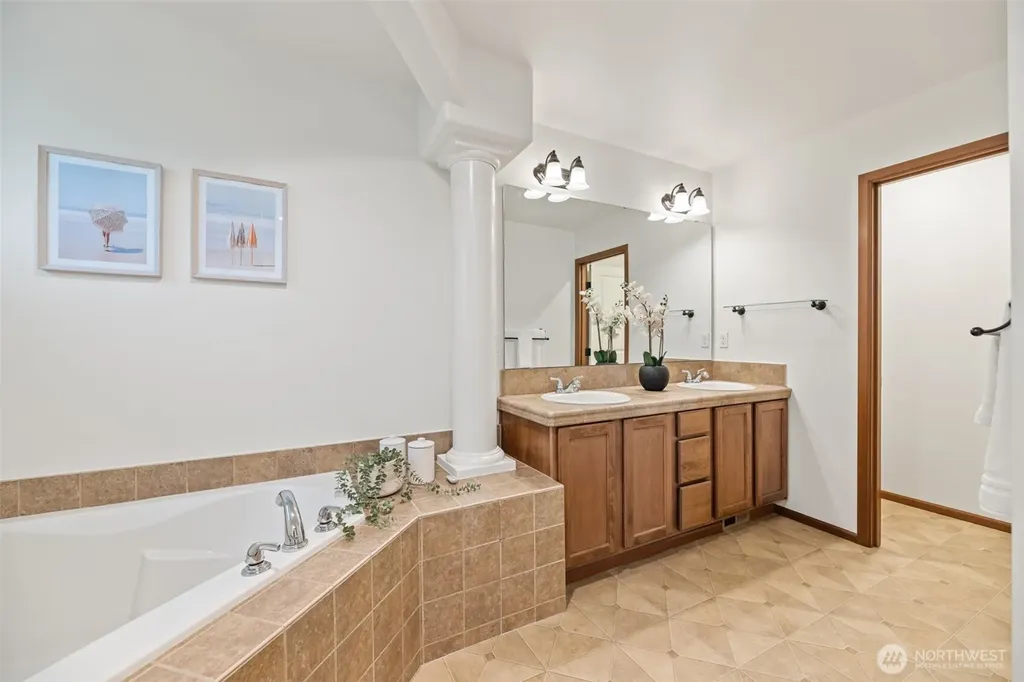 6214 118th Street SE Snohomish WA 98296