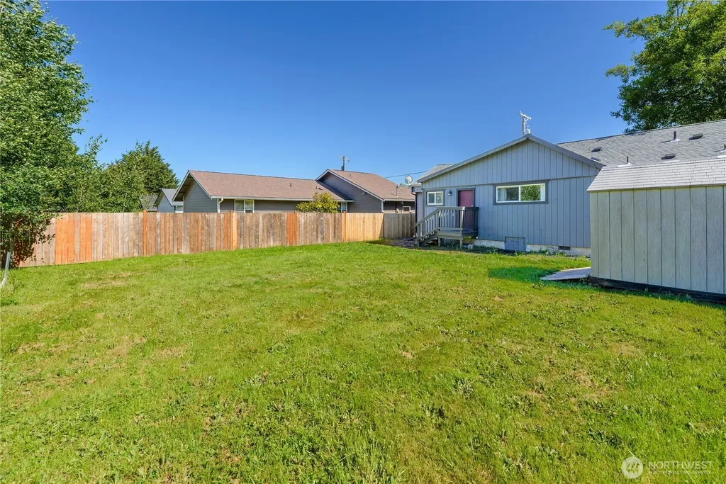 1031 W Glenwood Street Port Angeles WA 98363