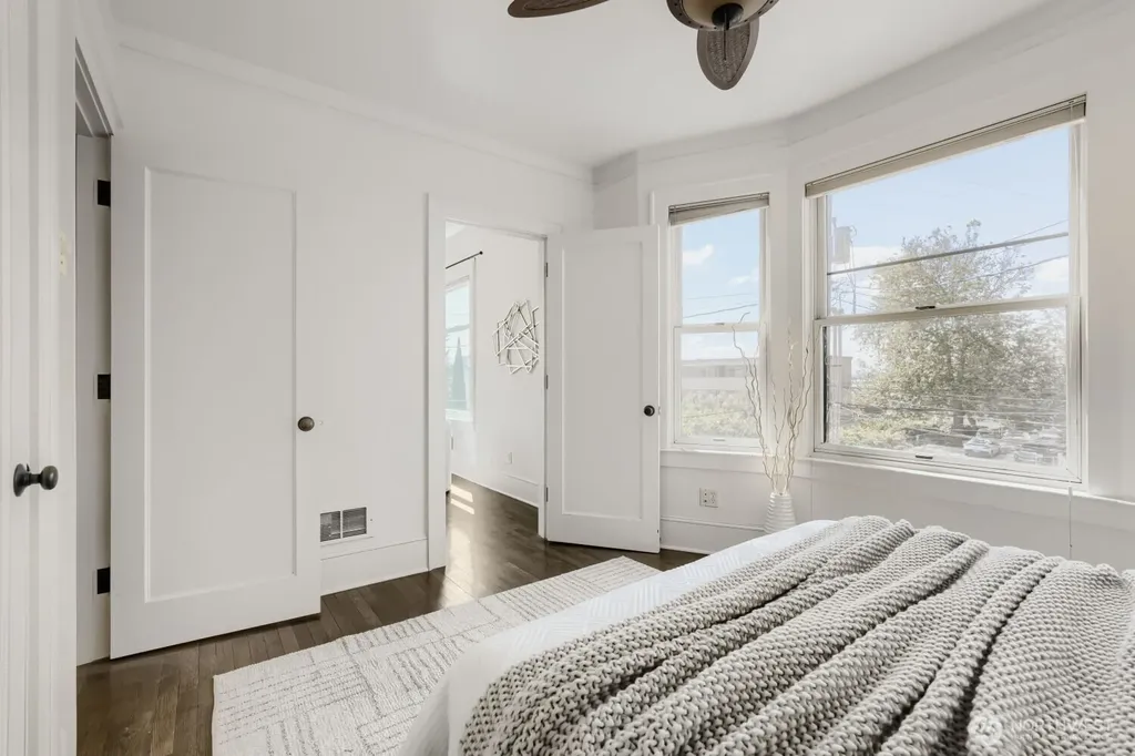 317 Lakeside Avenue S Seattle WA 98144